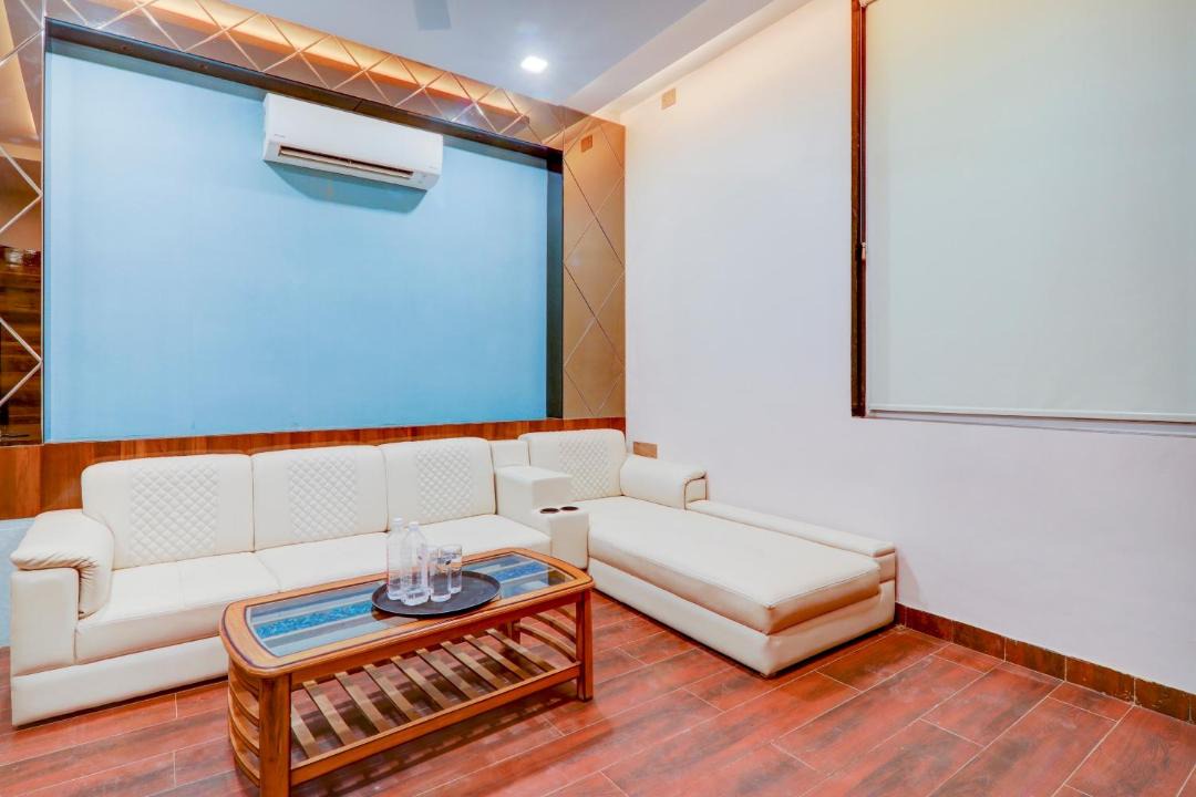 Photo of Livingroom in Kalyanpur