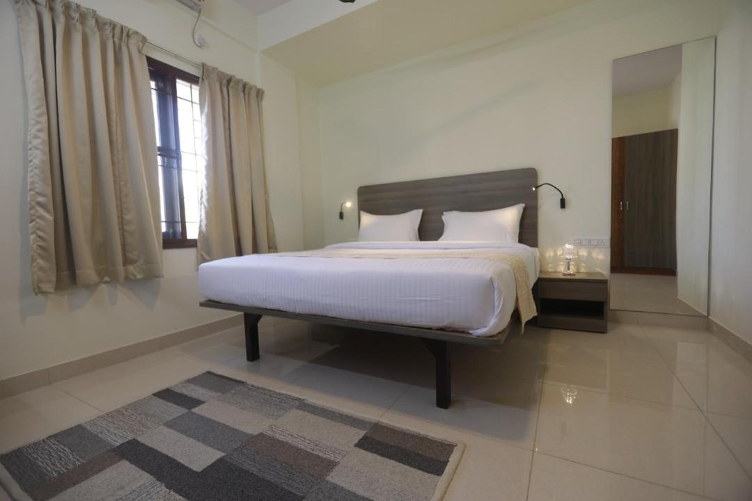 Photo of Bedroom in HBR Layout