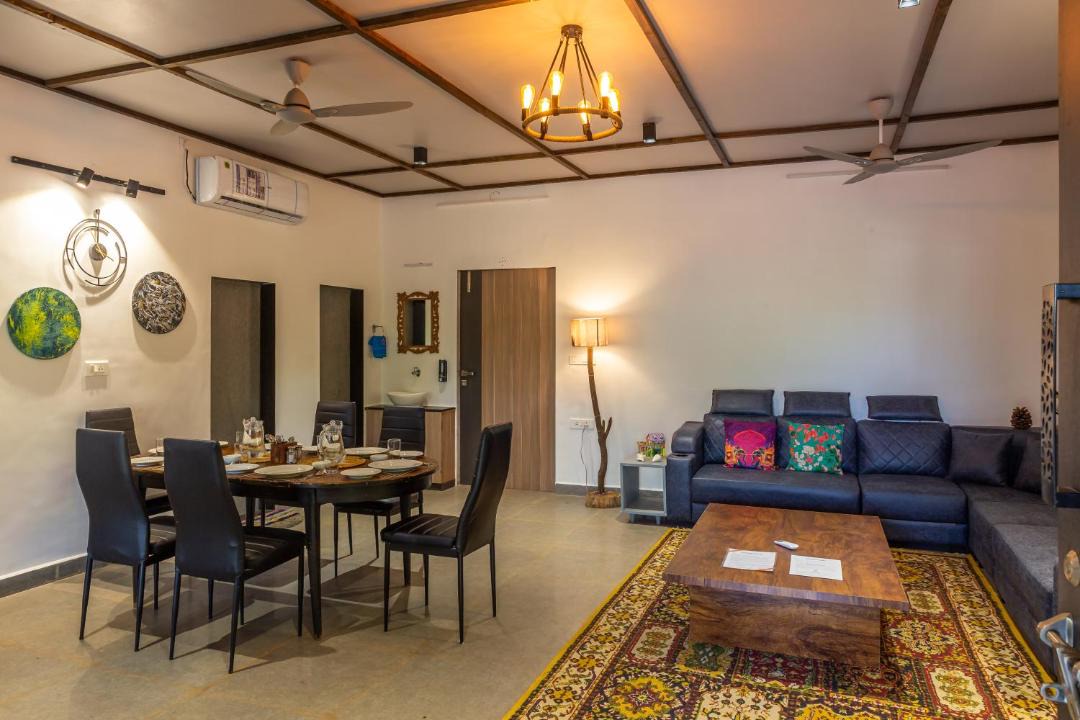 Photo of Livingroom in Khalapur