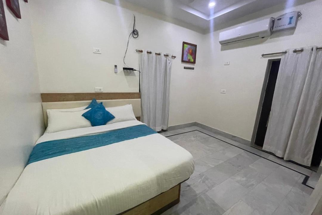 Photo of Bedroom in Amar Sagar Pol