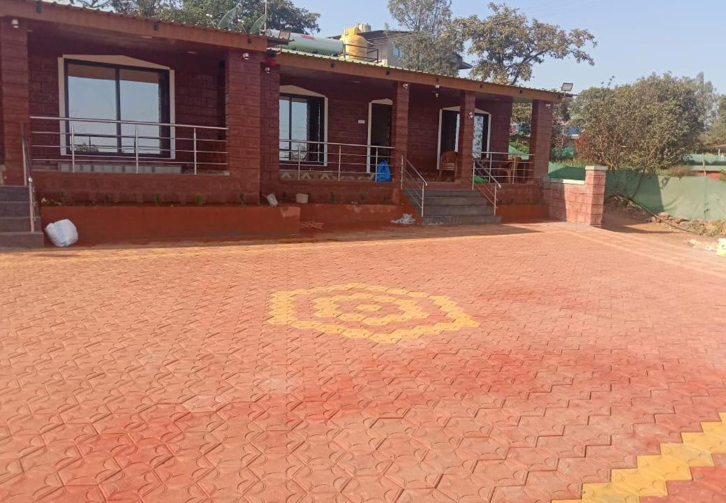 Photo of Buildings in Gureghar