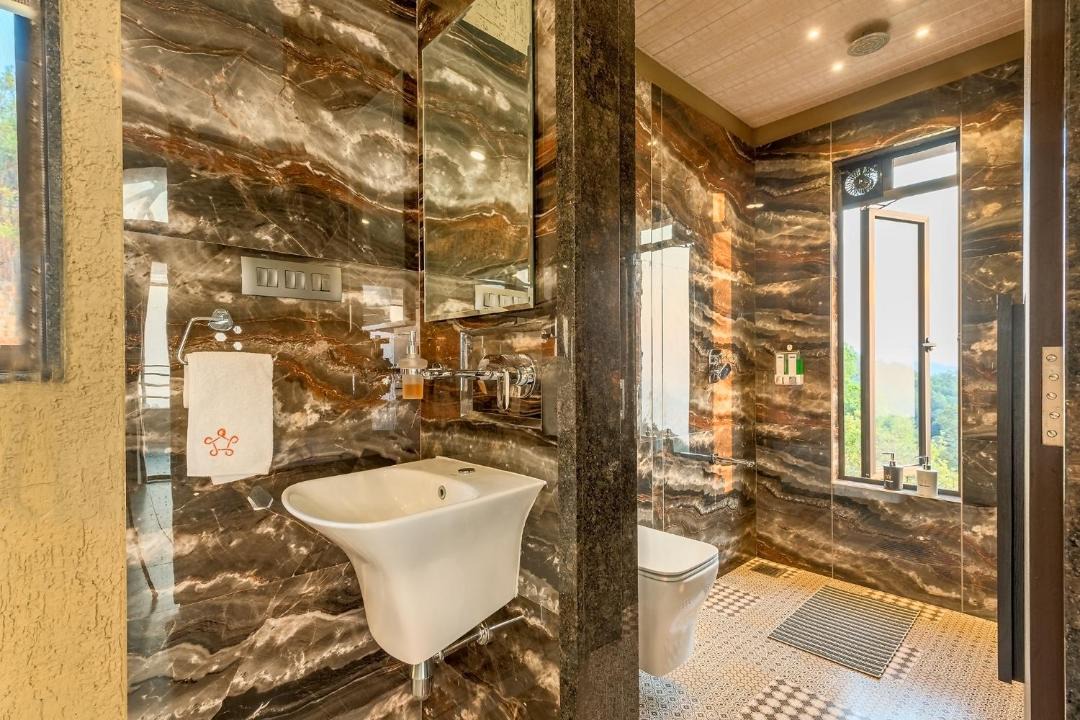 Photo of Bathroom in Atvan