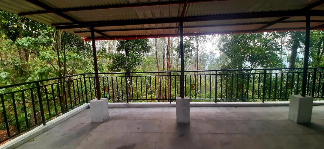 Photo of Patio Balcony in Valparai