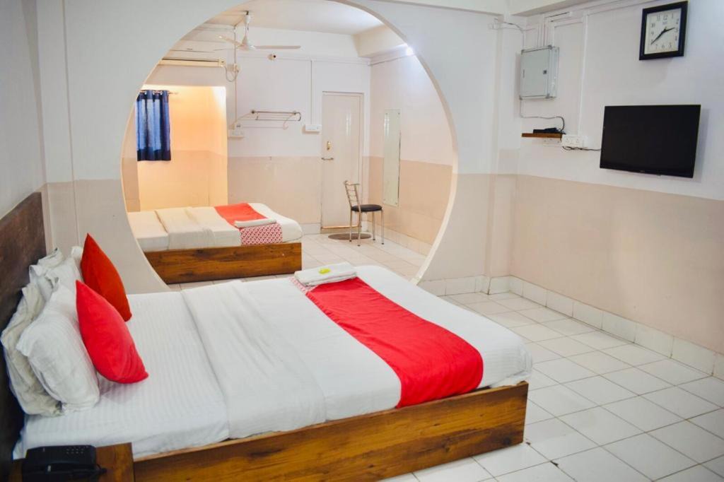 Photo of Bedroom in Sualkuchi