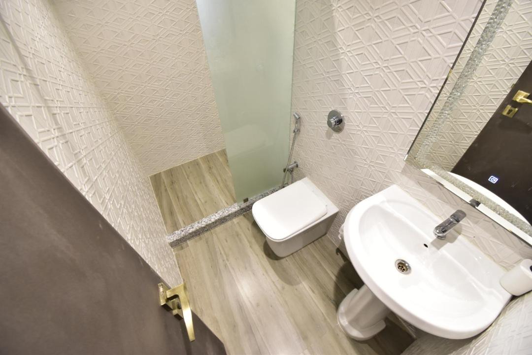 Photo of Bathroom in Bandra West