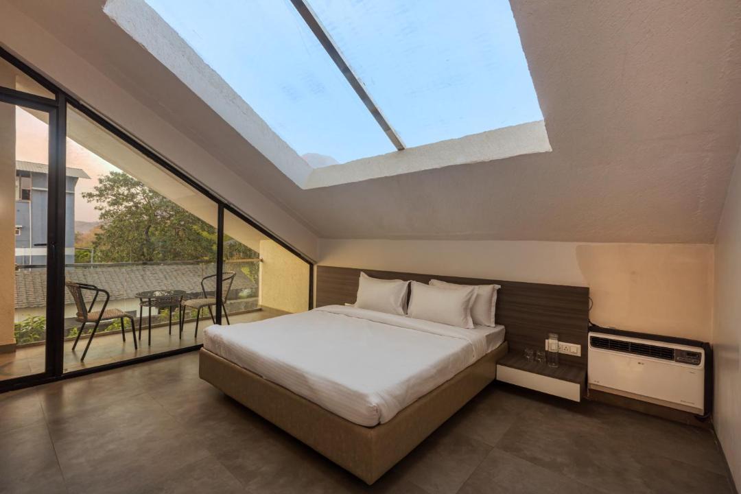 Photo of Bedroom in Khalapur