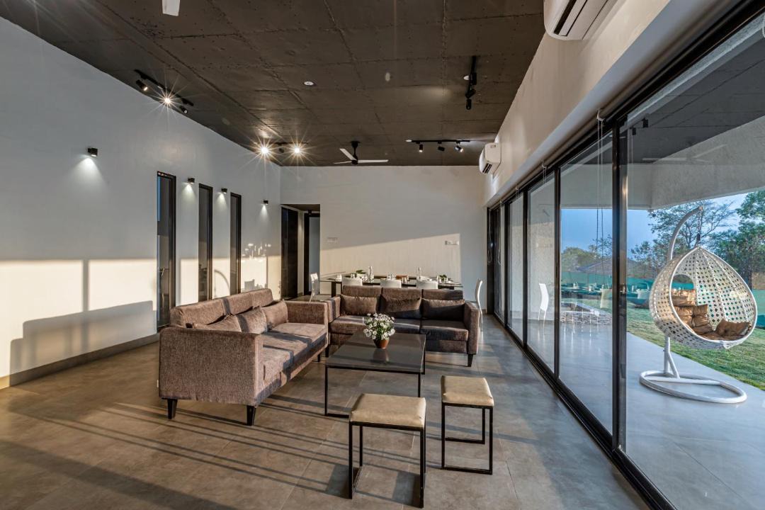 Photo of Livingroom in Khalapur
