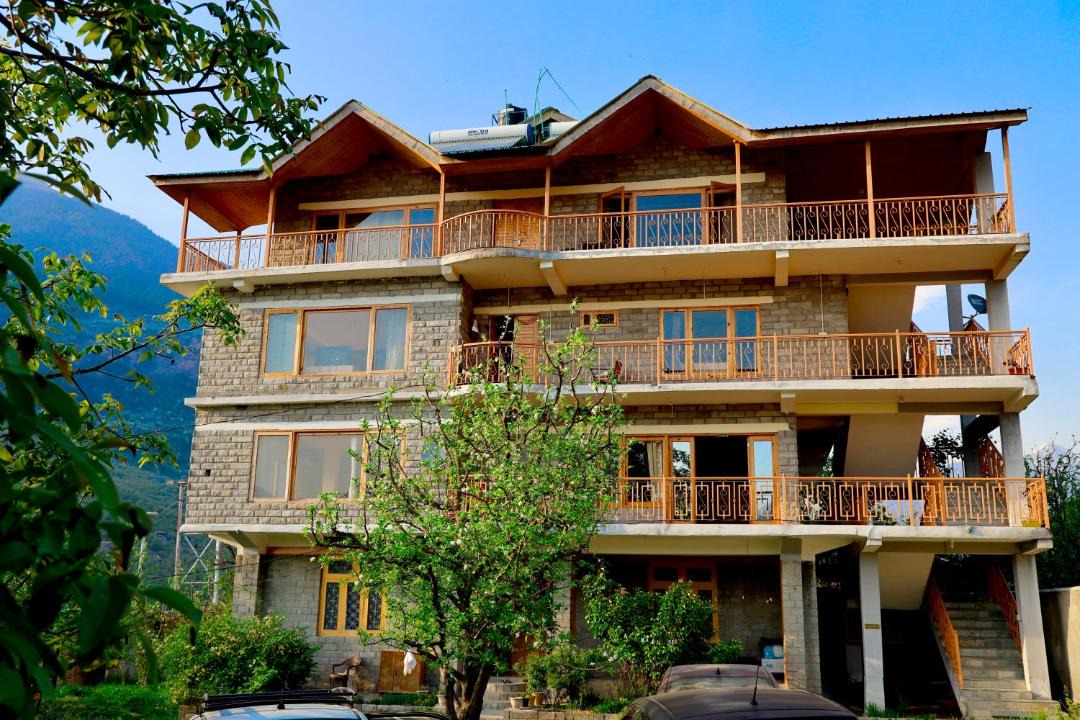 Photo of Buildings in Manali