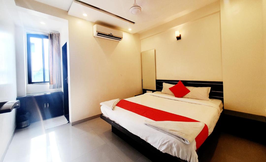 Photo of Bedroom in Shirdi