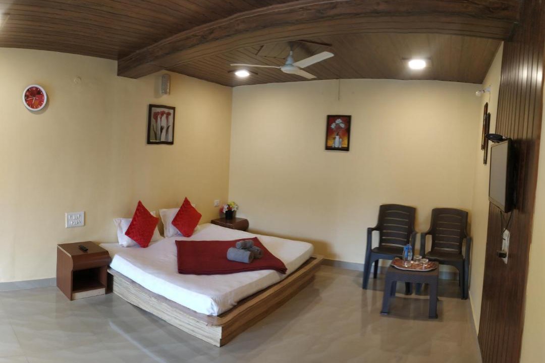 Photo of Bedroom in Mahabaleshwar