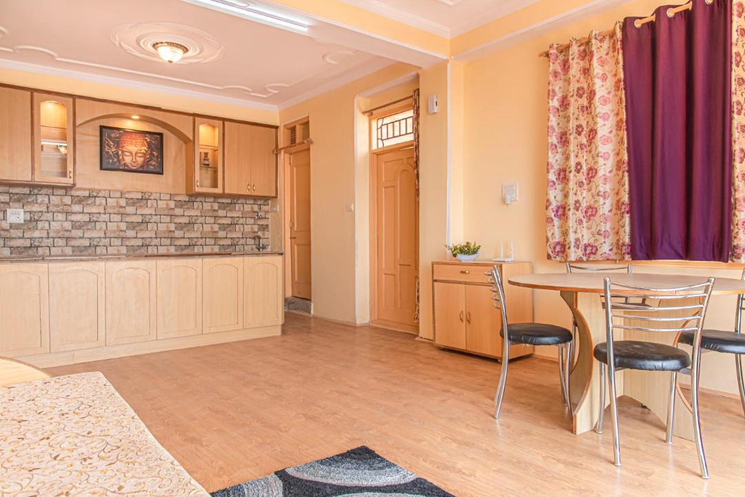 Photo of Livingroom in Shimla