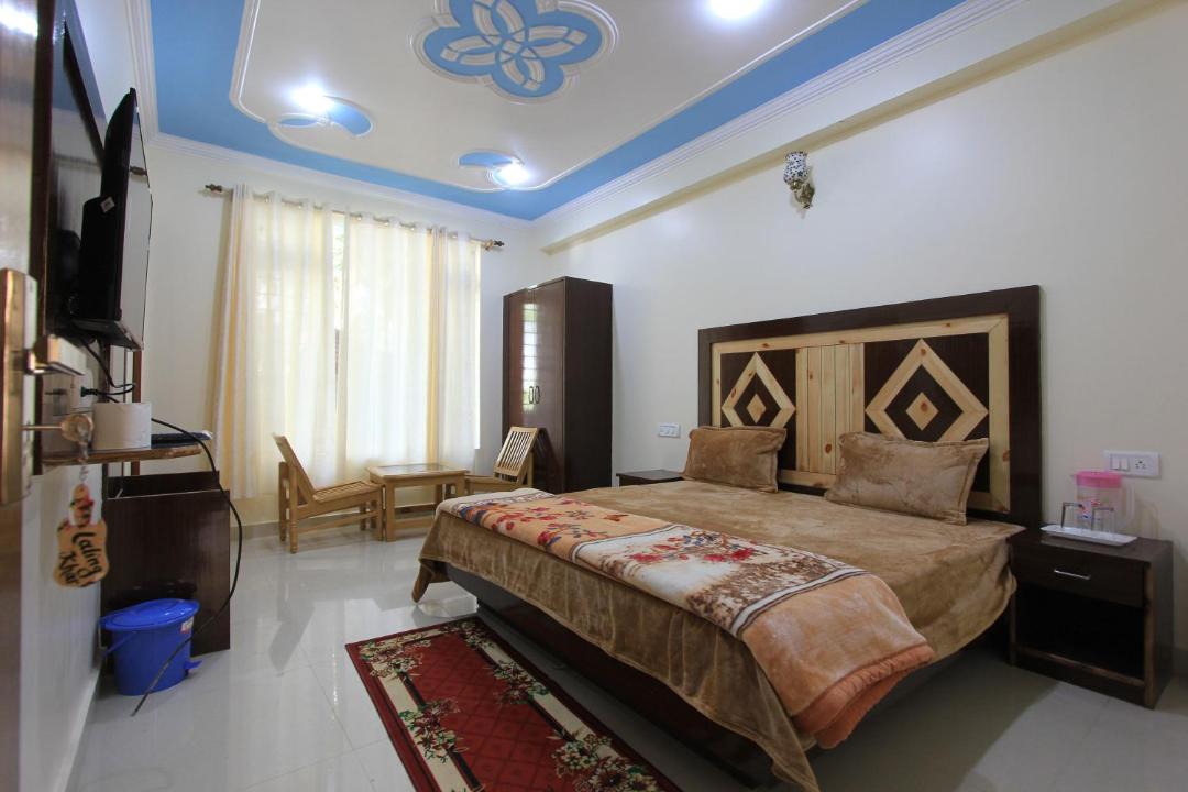 Photo of Bedroom in New Manali