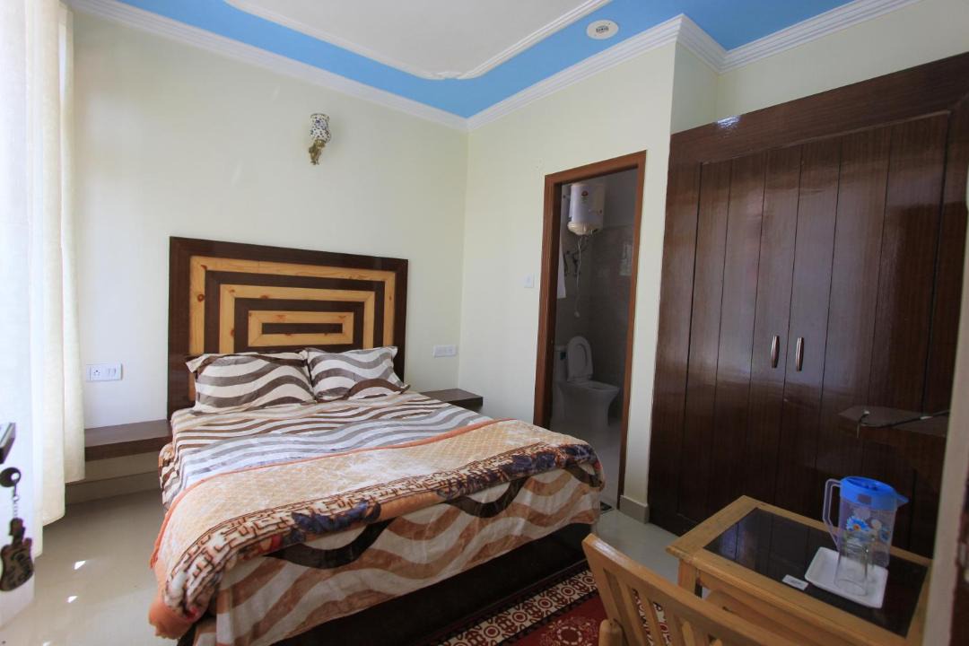 Photo of Bedroom in New Manali