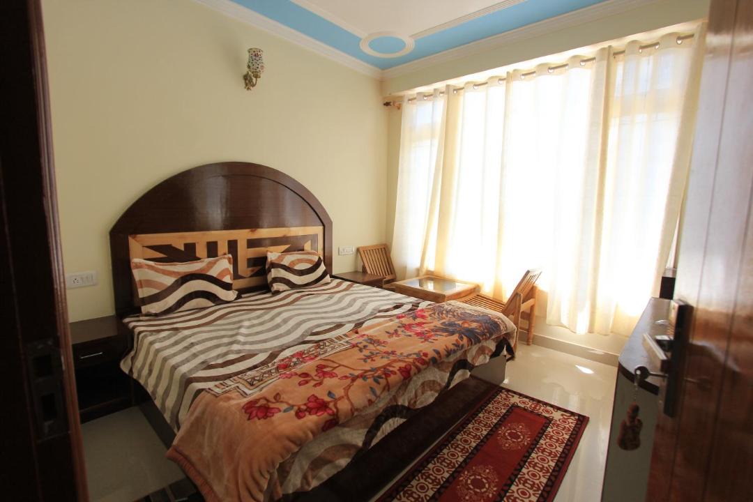 Photo of Bedroom in New Manali
