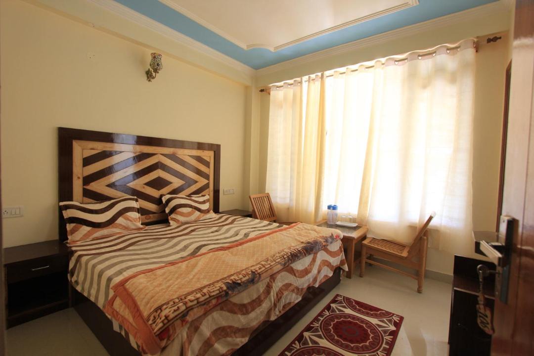 Photo of Bedroom in New Manali