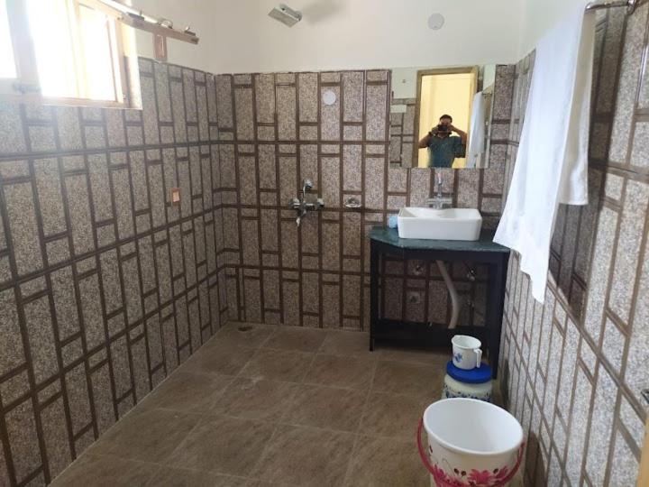 Photo of Bathroom in Leh
