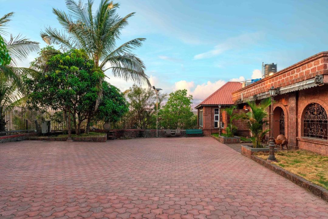 Photo of Buildings in Jadhavwadi