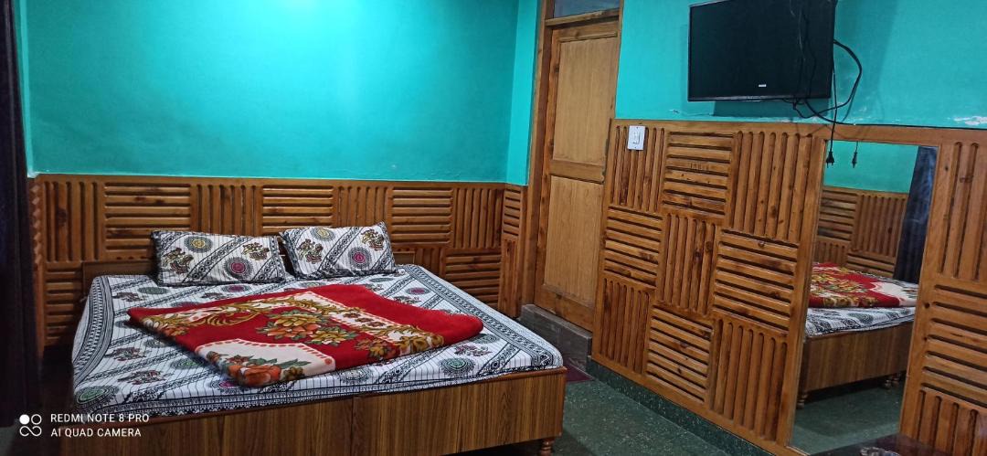 Photo of Bedroom in Kasol