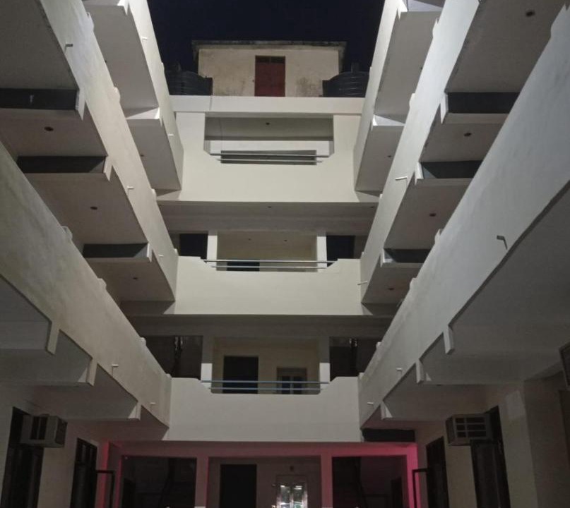 Photo of Buildings in Mayapur