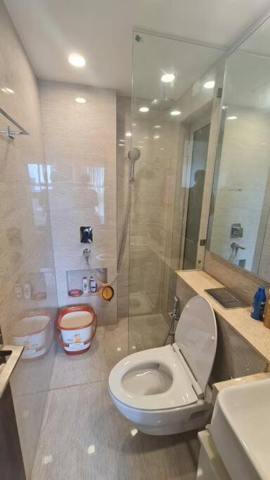 Photo of Bathroom in Hiranandani Gardens