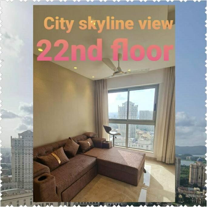 Photo of Livingroom in Hiranandani Gardens