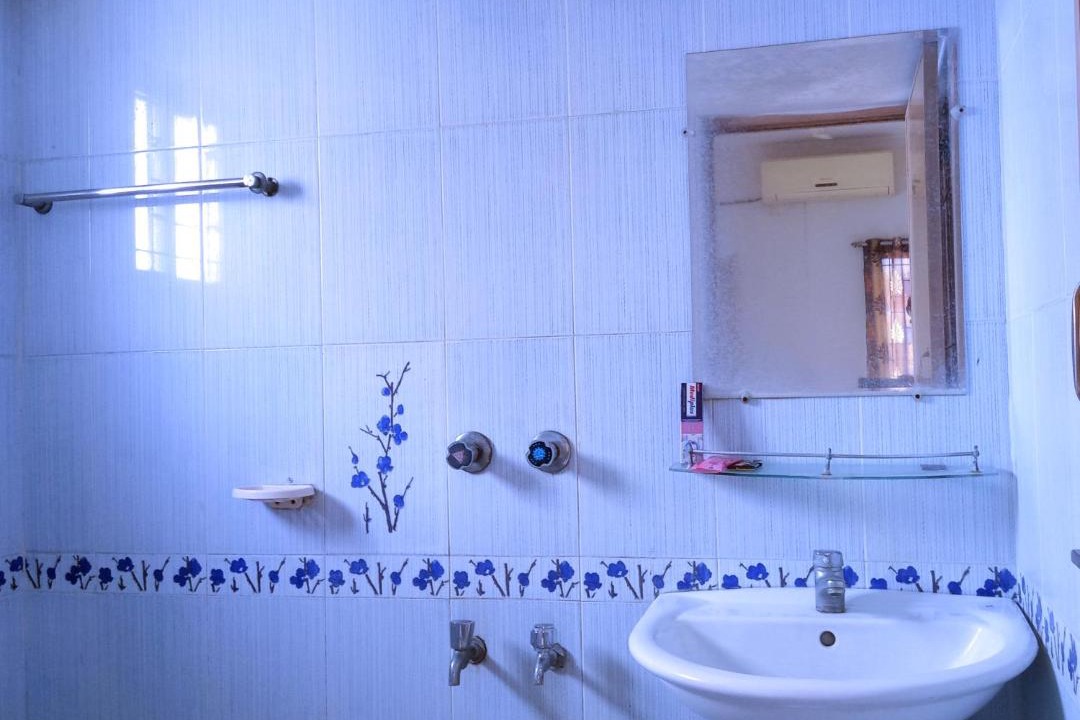 Photo of Bathroom in Basundhara Residential Area