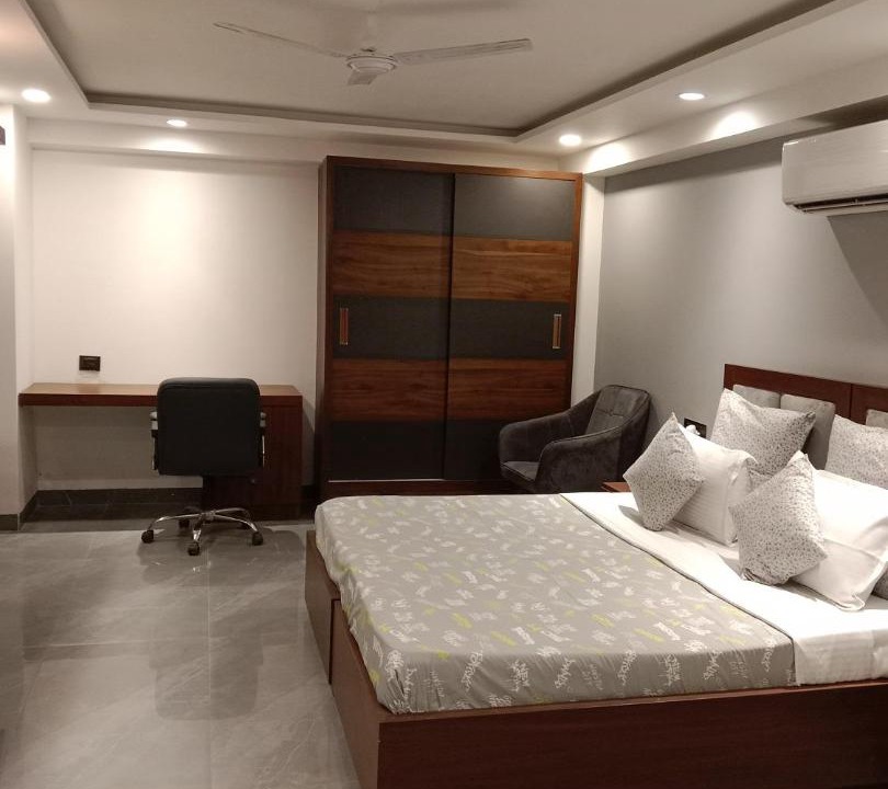 Photo of Others in DLF Phase 3