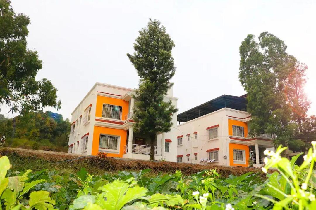 Photo of Buildings in Medha