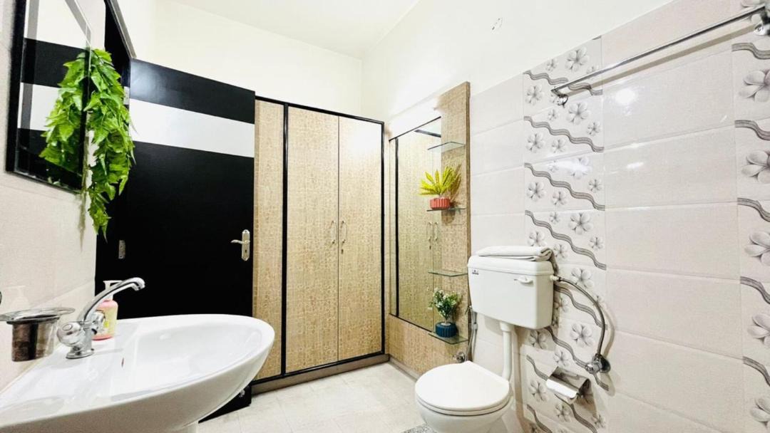 Photo of Bathroom in Vaishali Nagar