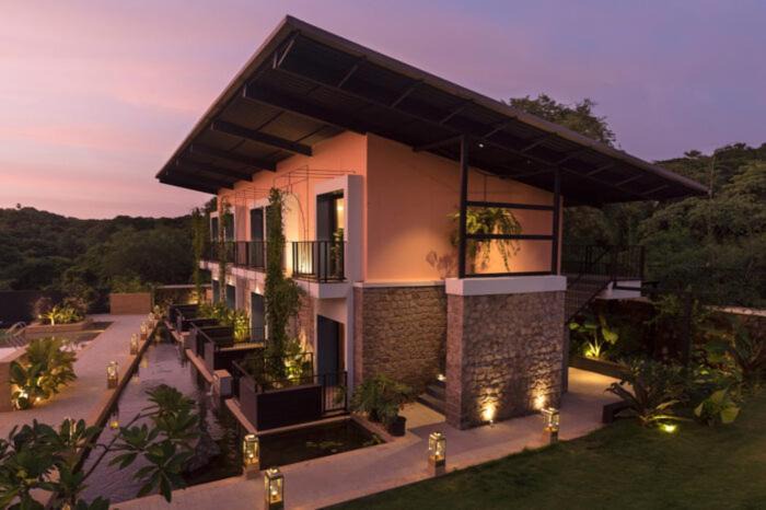 Photo of Buildings in Uttan