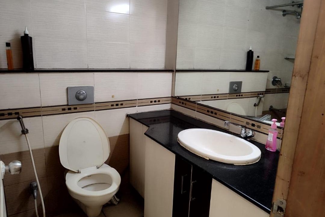 Photo of Bathroom in Magarpatta City