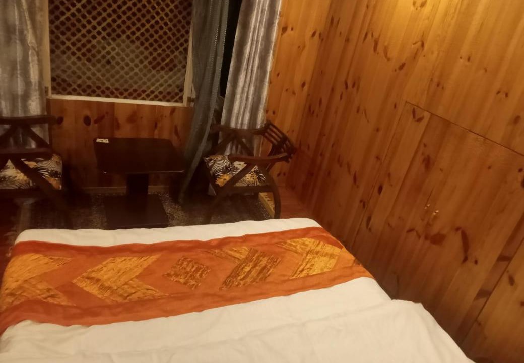 Photo of Bedroom in Gulmarg