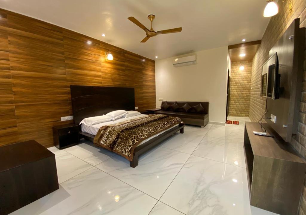 Photo of Bedroom in Abu Road