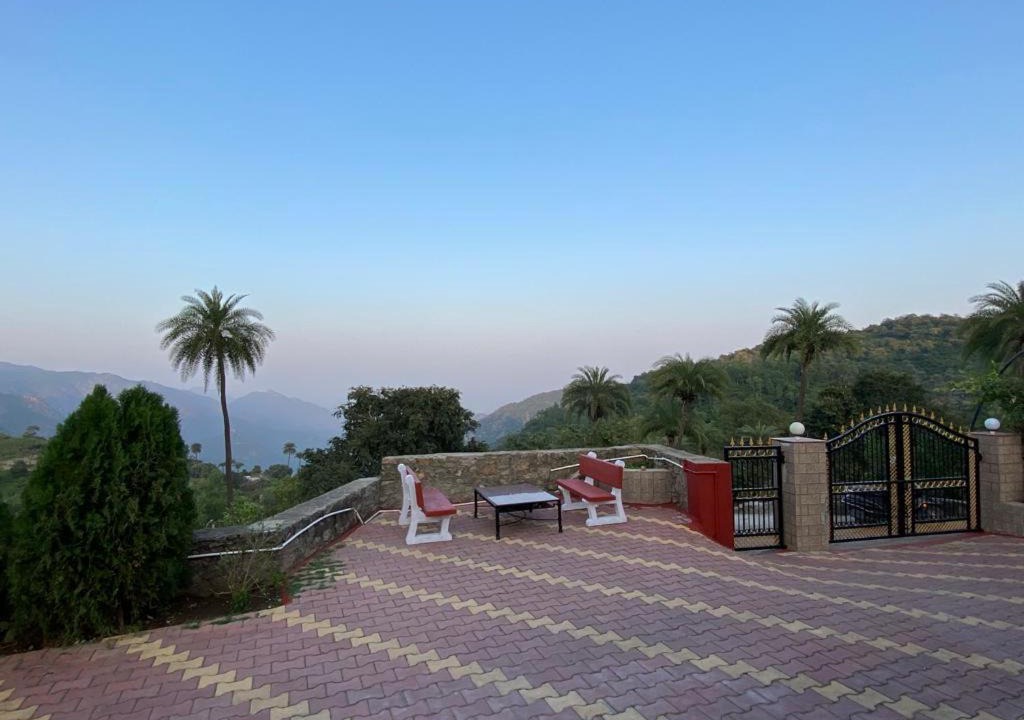 Photo of Buildings in Abu Road