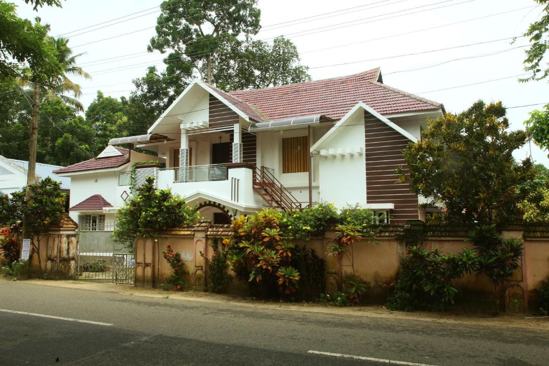 Photo of Buildings in Mararikulam