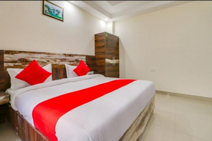 Photo of Bedroom in Mahipalpur