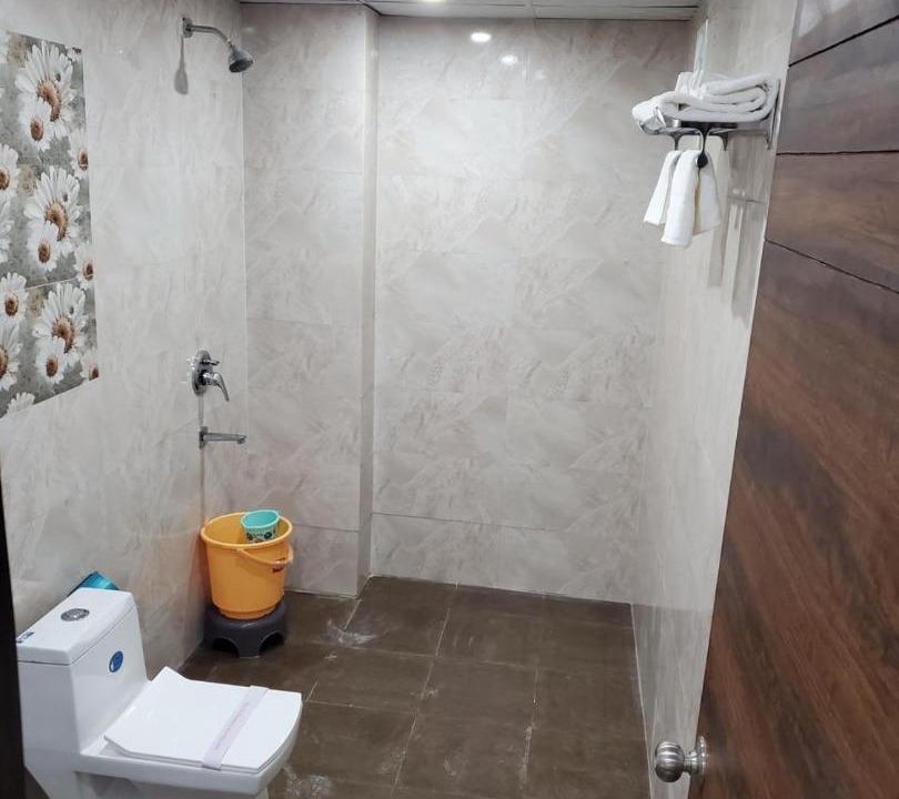 Photo of Bathroom in Mahipalpur