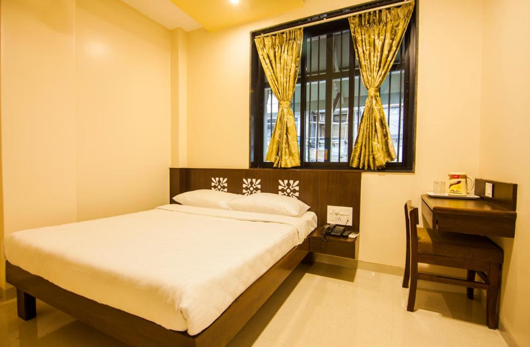 Photo of Bedroom in Dadar East
