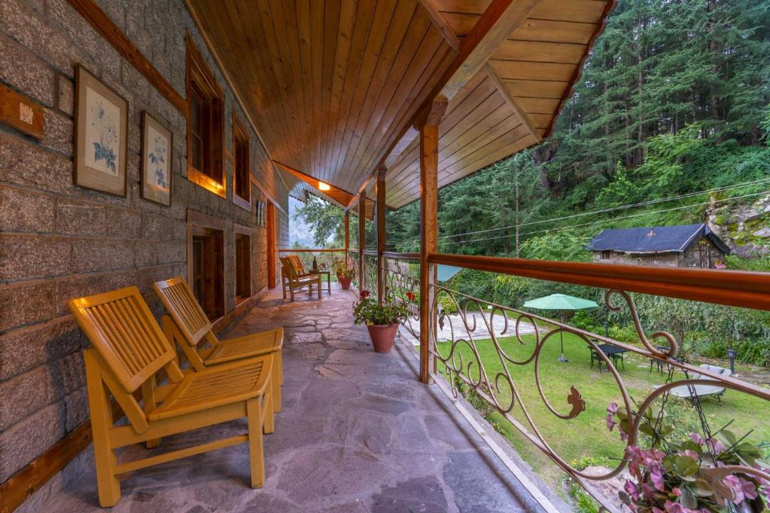 Photo of Others in Old Manali