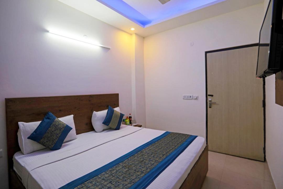 Photo of Bedroom in Mahipalpur