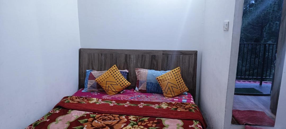 Photo of Bedroom in Shoghi