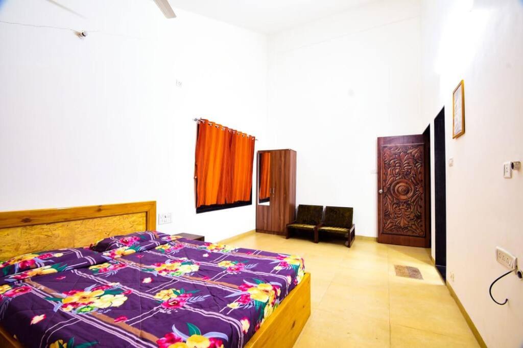 Photo of Bedroom in Tungarli