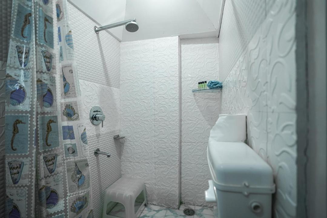 Photo of Bathroom in Raison