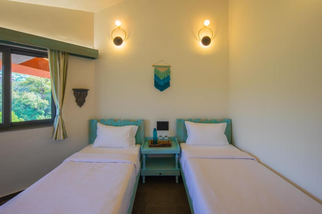Photo of Bedroom in Mahabaleshwar