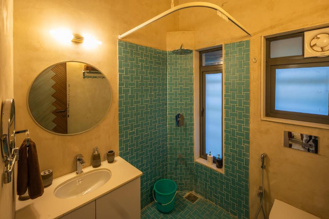 Photo of Bathroom in Mahabaleshwar