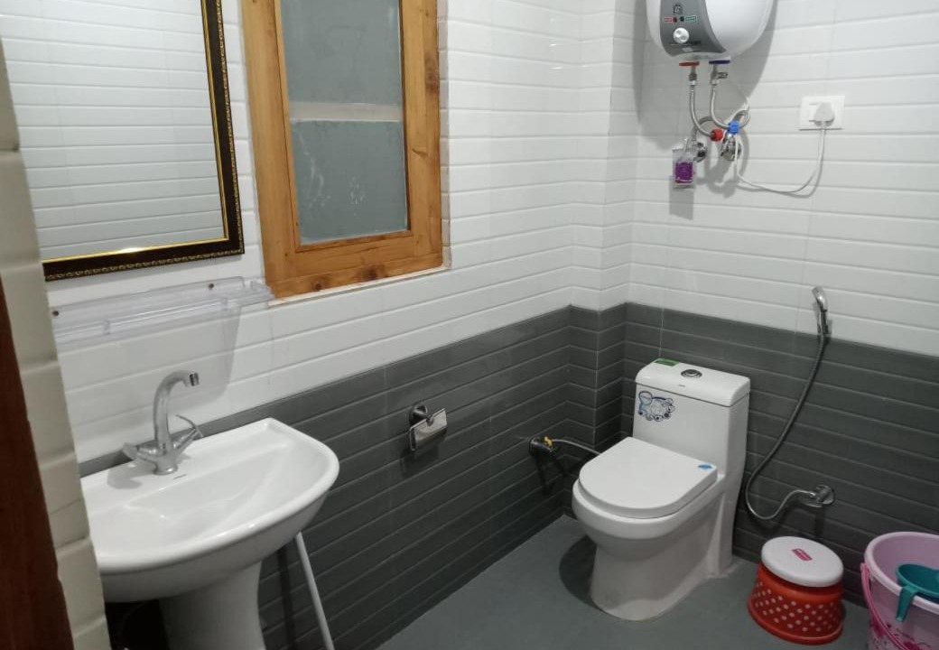 Photo of Bathroom in Bashisht