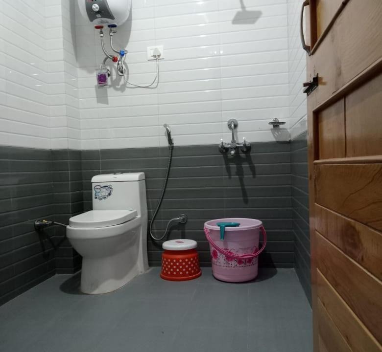 Photo of Bathroom in Bashisht