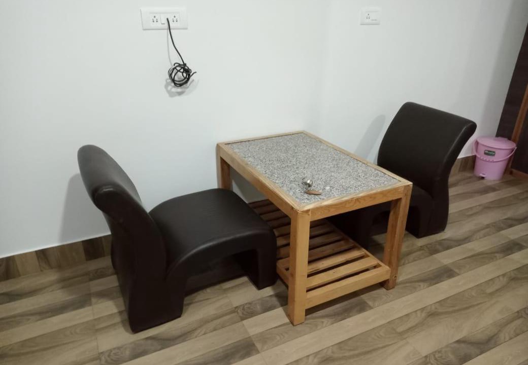 Photo of Livingroom in Bashisht