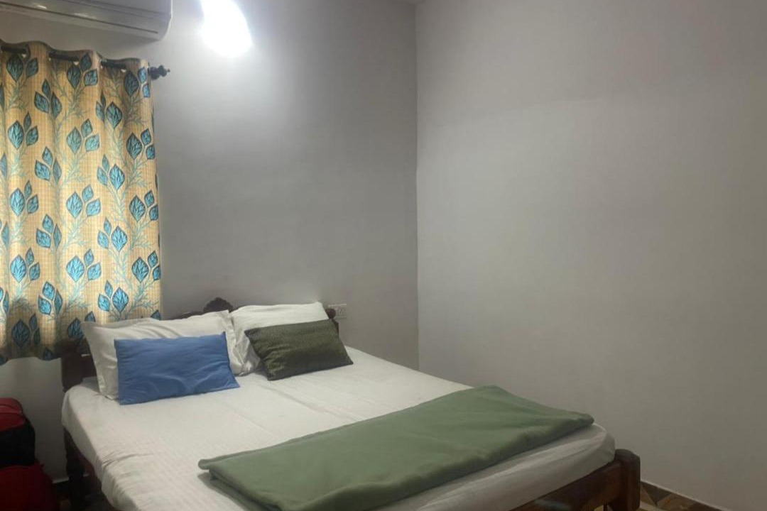 Photo of Bedroom in Calangute