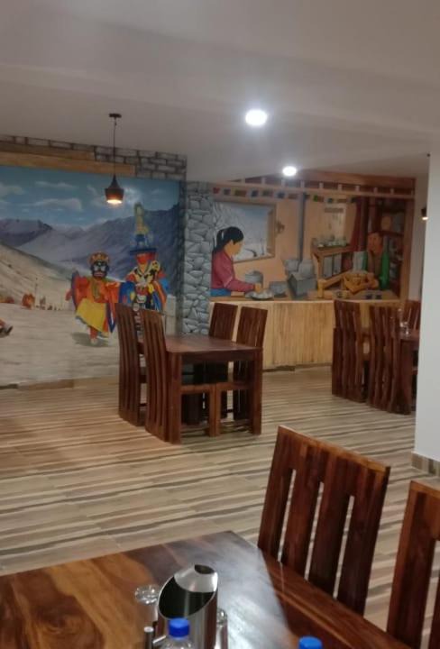 Photo of Livingroom in Kaza